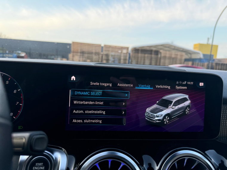 Vehicle Image 36