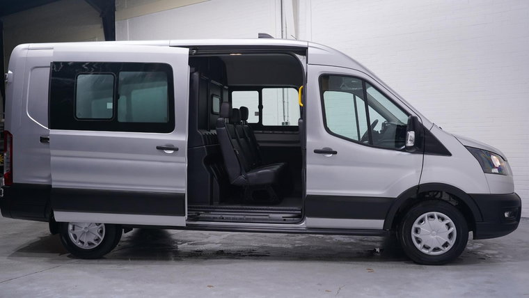 Vehicle Image 9