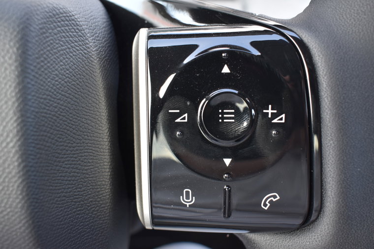 Vehicle Image 22
