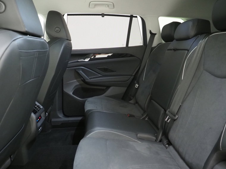 Vehicle Image 41