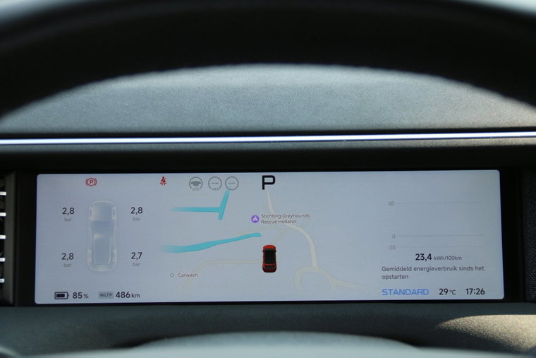 Vehicle Image 13