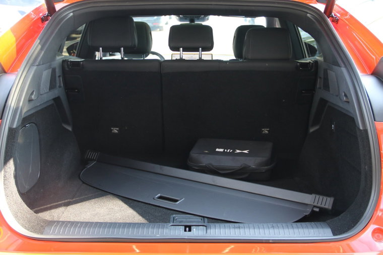 Vehicle Image 21