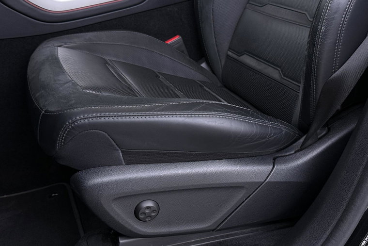 Vehicle Image 45