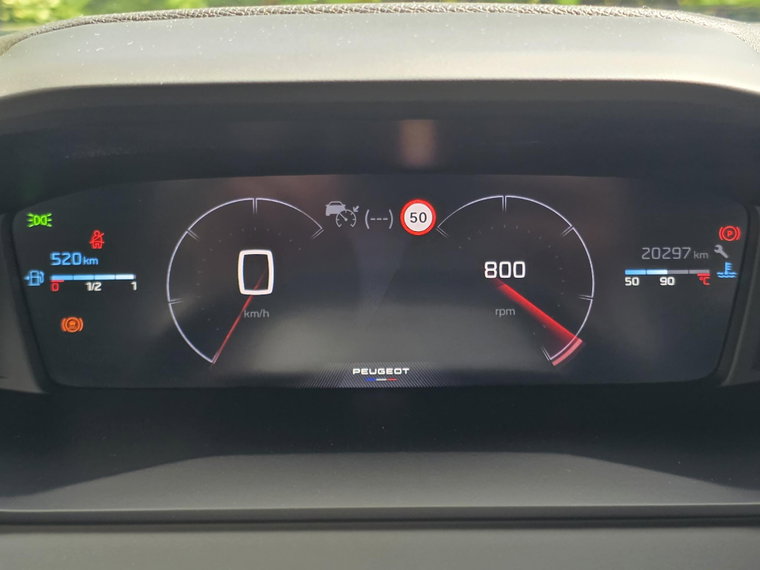 Vehicle Image 25