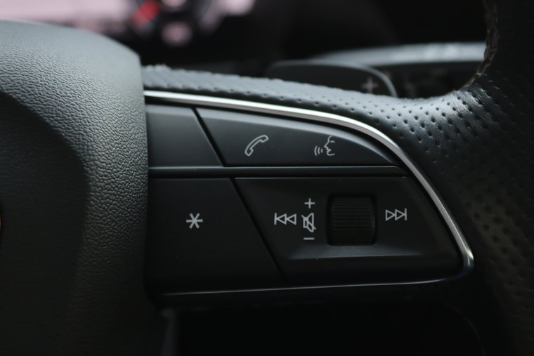 Vehicle Image 33