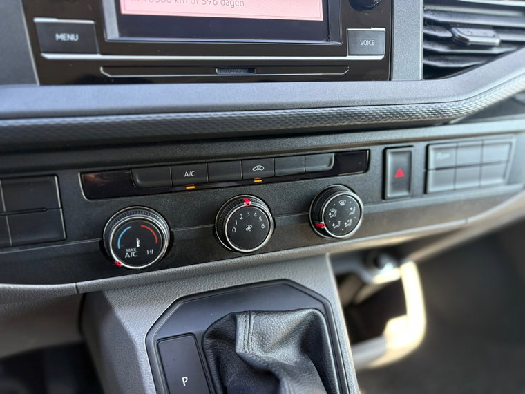 Vehicle Image 24
