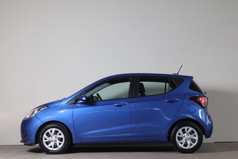 Vehicle Image 12
