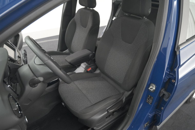 Vehicle Image 21