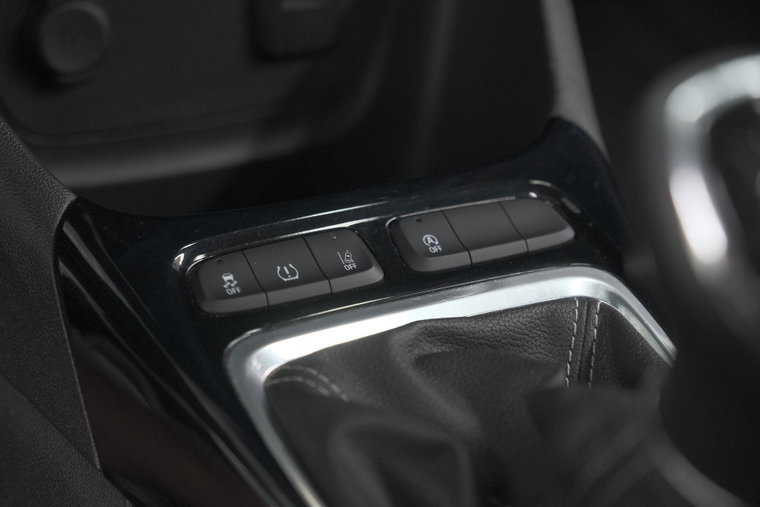 Vehicle Image 35