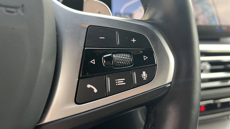Vehicle Image 27