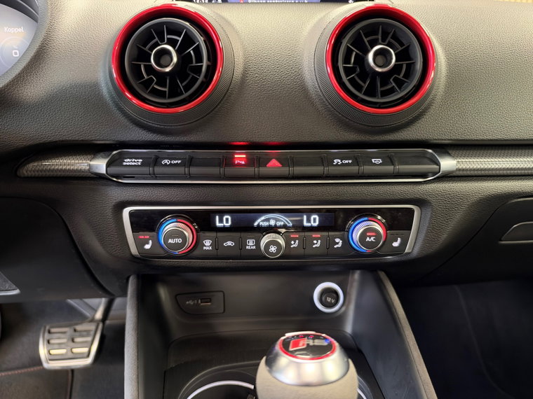 Vehicle Image 45