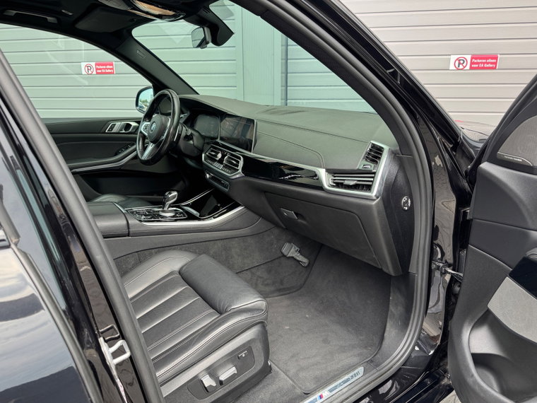 Vehicle Image 39