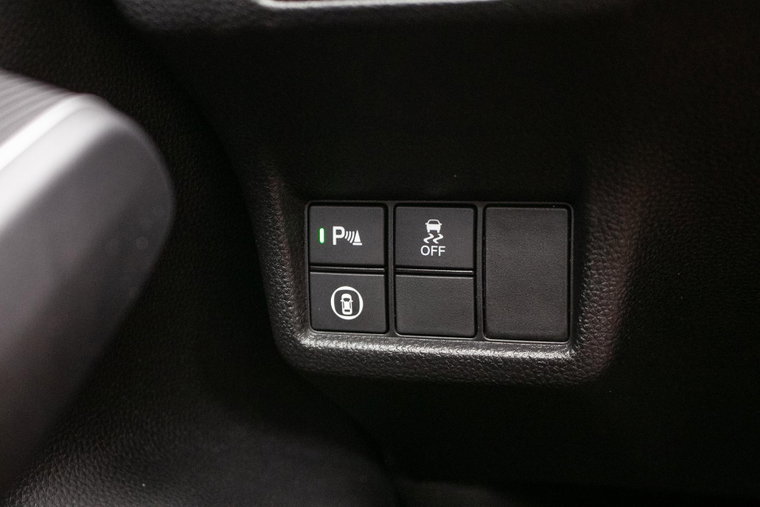 Vehicle Image 43