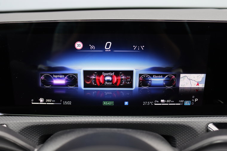 Vehicle Image 30