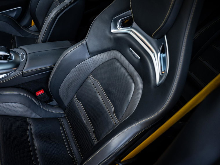 Vehicle Image 42