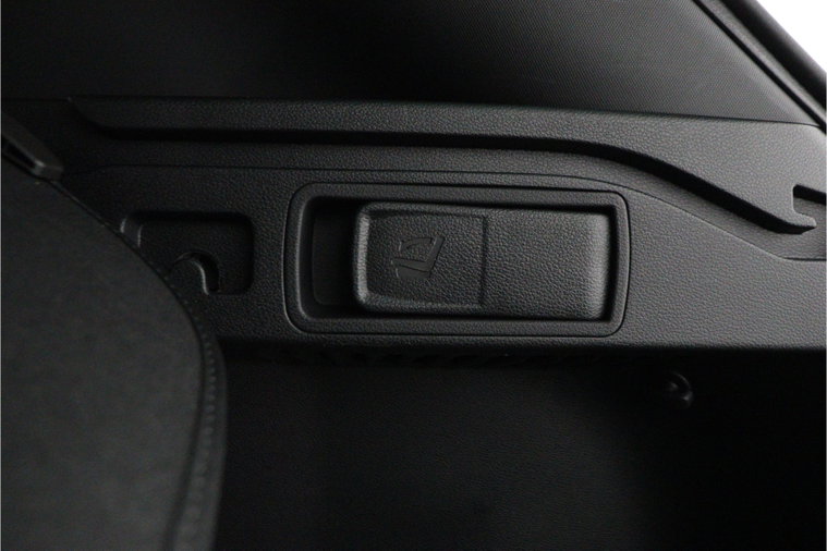 Vehicle Image 51