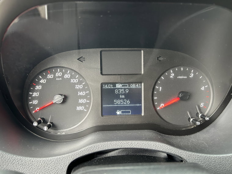 Vehicle Image 16