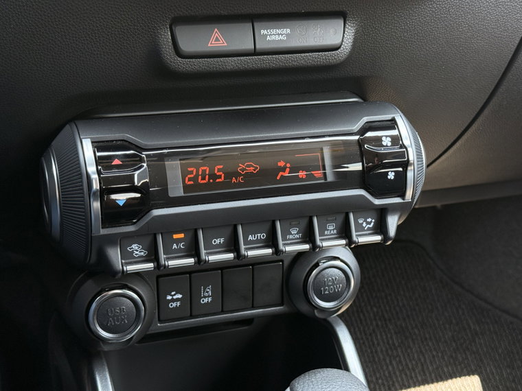 Vehicle Image 31
