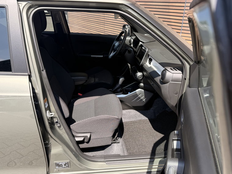 Vehicle Image 36