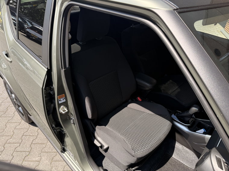 Vehicle Image 37