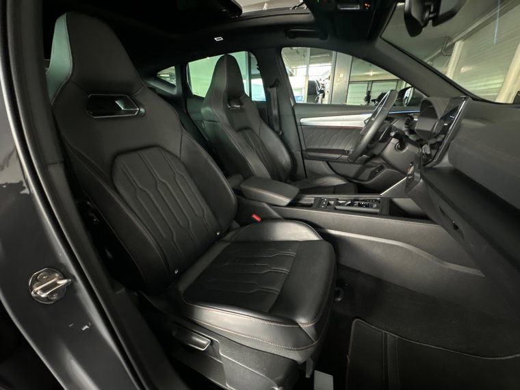 Vehicle Image 39