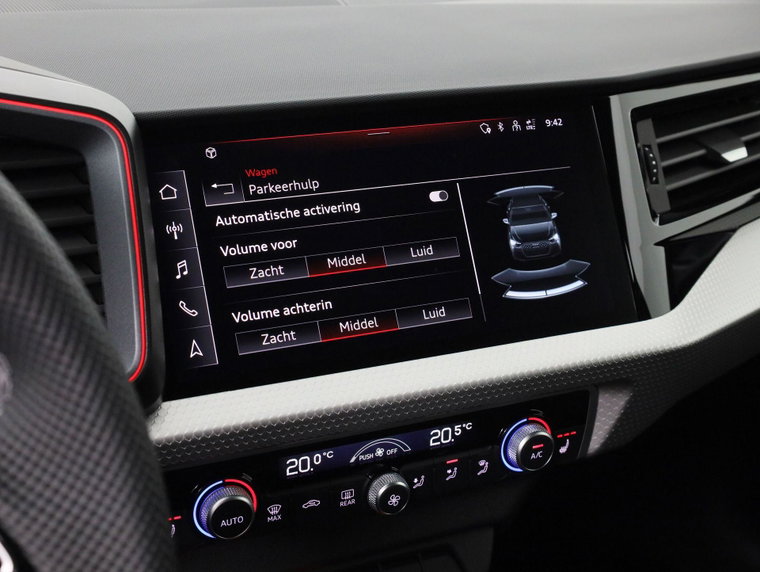 Vehicle Image 30