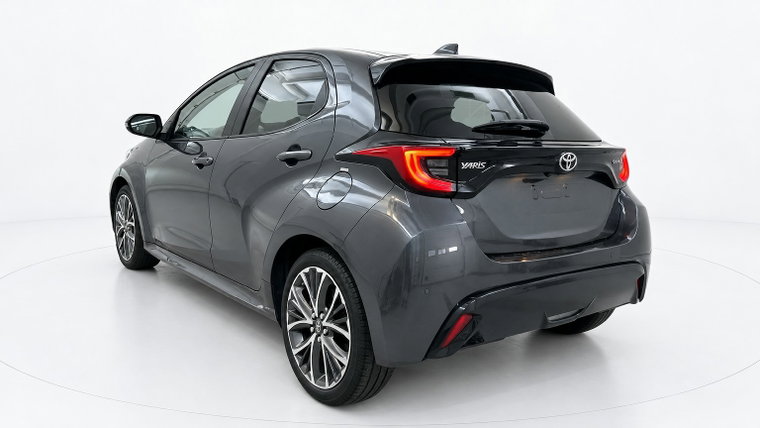 Vehicle Image 9