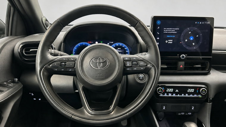 Vehicle Image 10