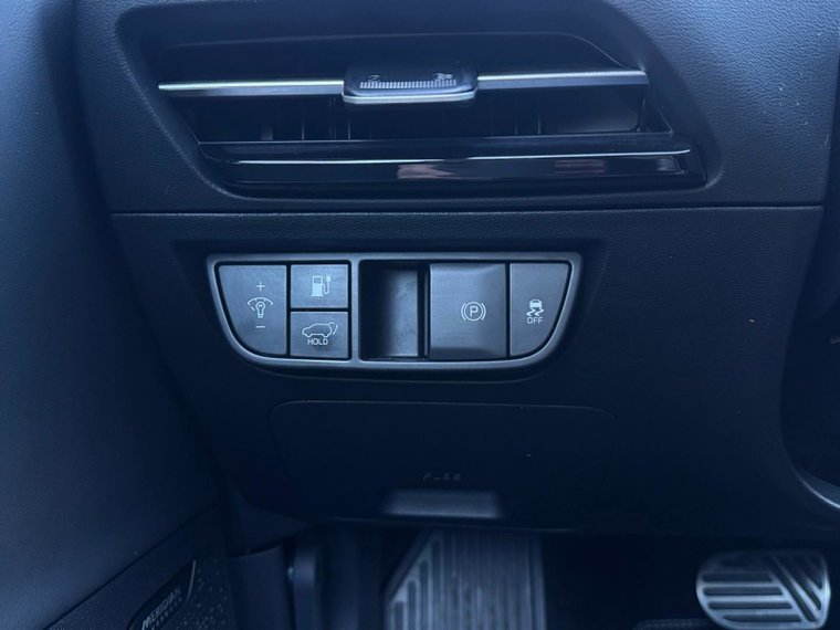 Vehicle Image 34
