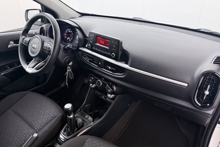Vehicle Image 14