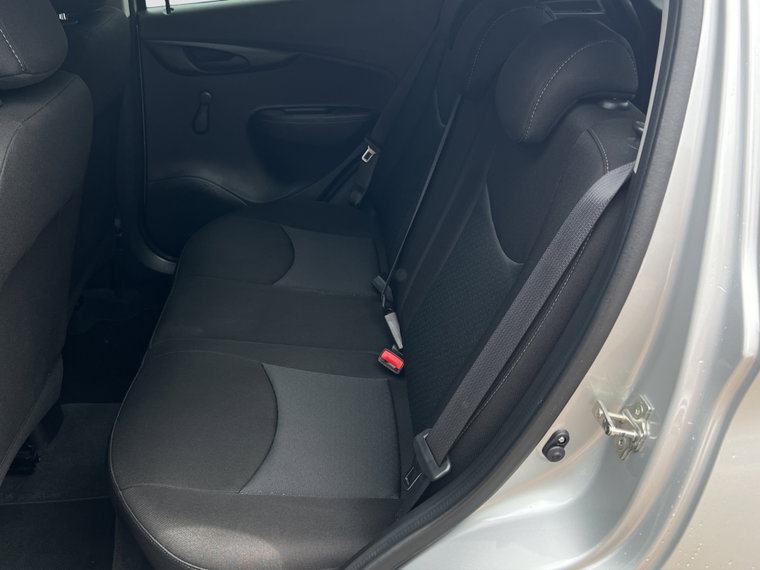 Vehicle Image 14