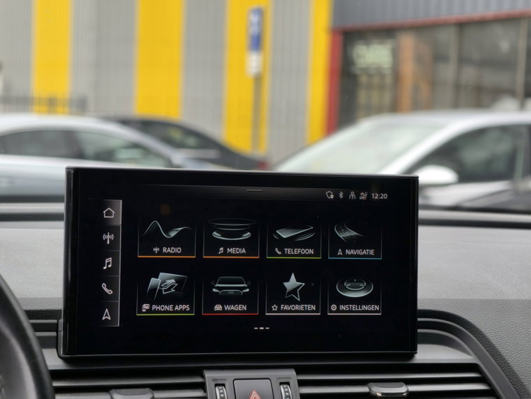 Vehicle Image 13