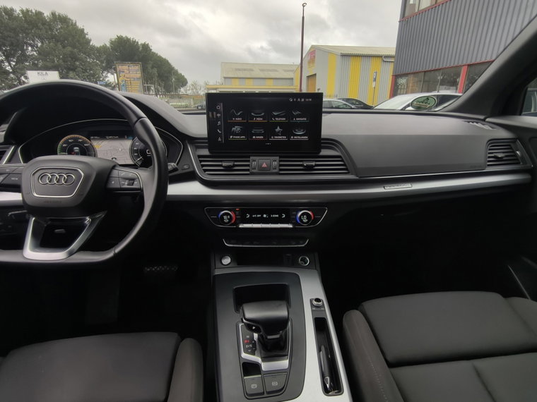 Vehicle Image 19