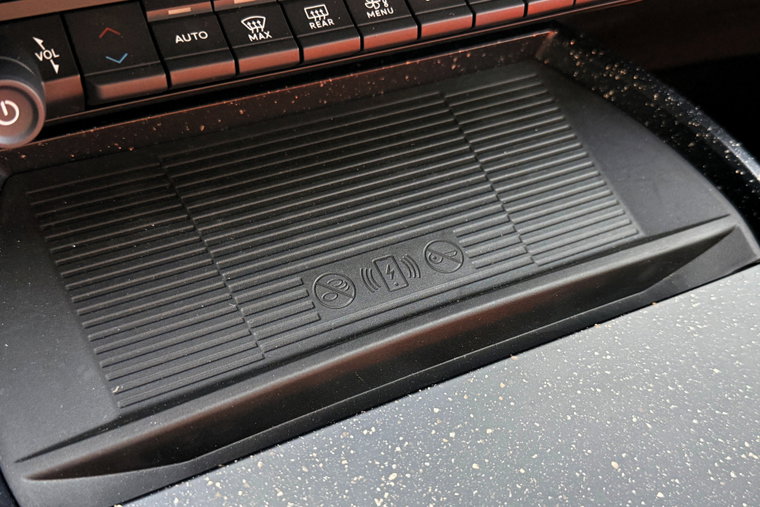 Vehicle Image 19