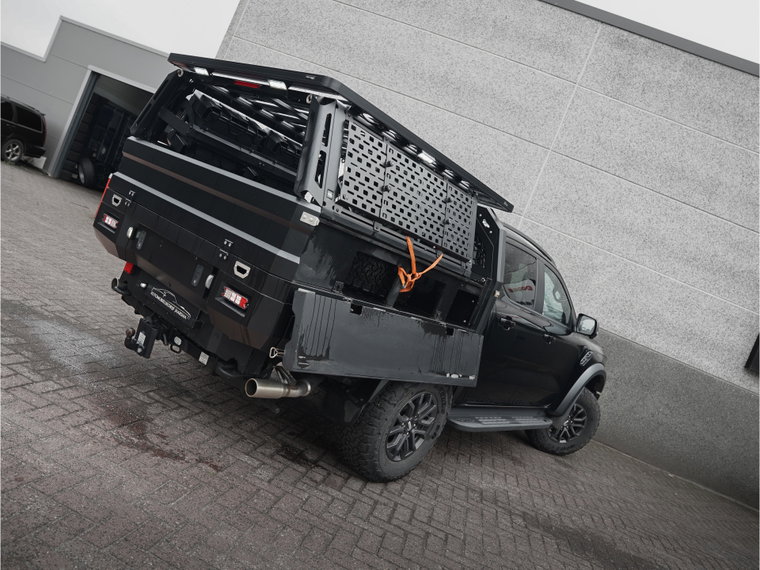 Vehicle Image 32