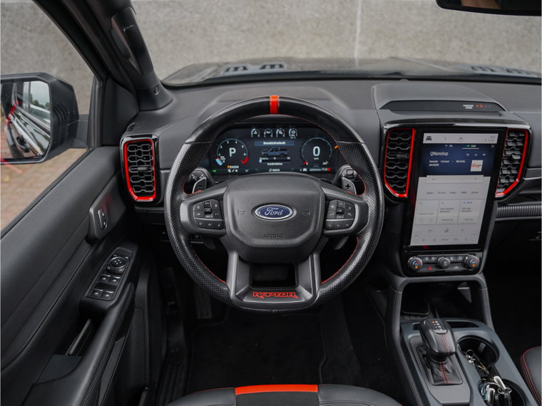 Vehicle Image 40