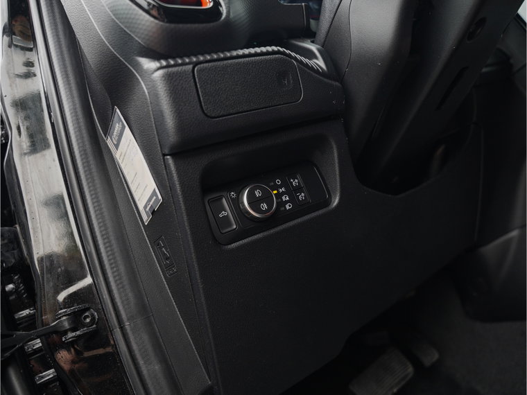 Vehicle Image 45