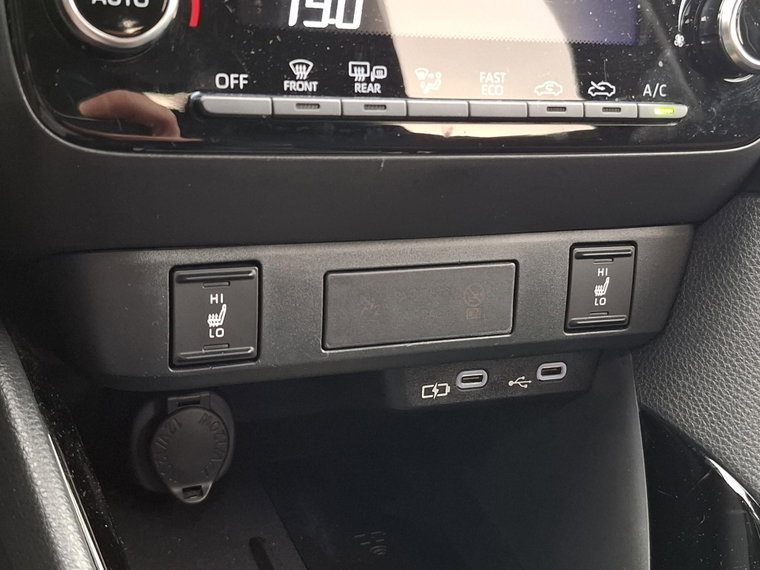 Vehicle Image 27