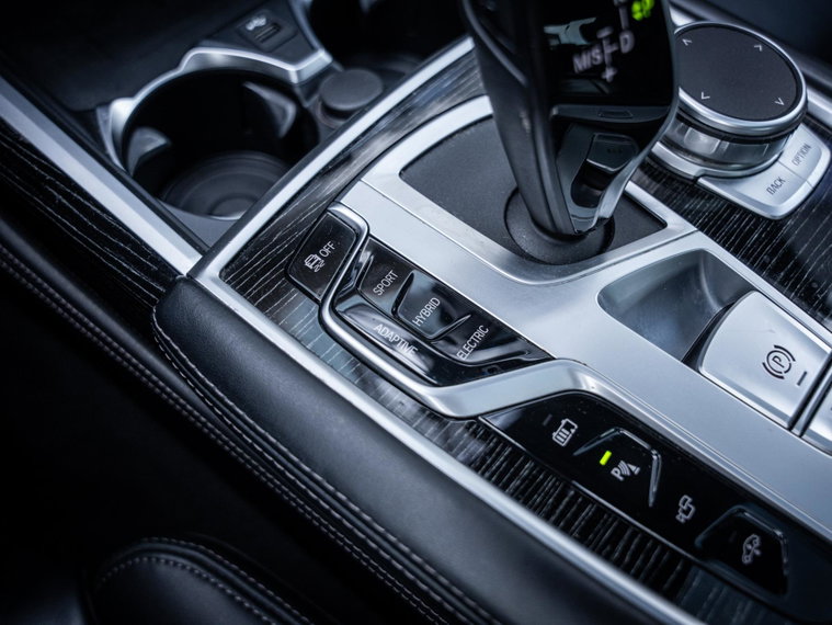 Vehicle Image 30