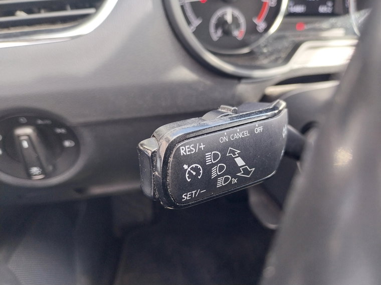 Vehicle Image 29