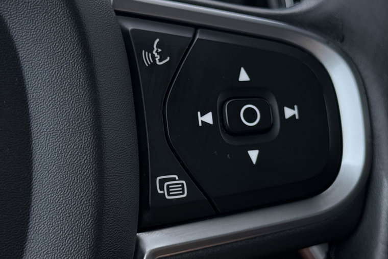 Vehicle Image 40
