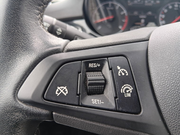 Vehicle Image 43