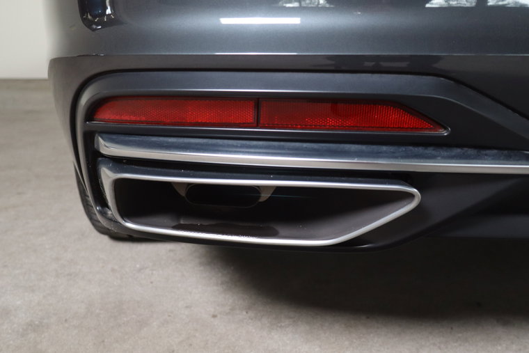 Vehicle Image 38
