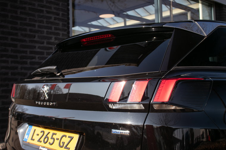 Vehicle Image 34