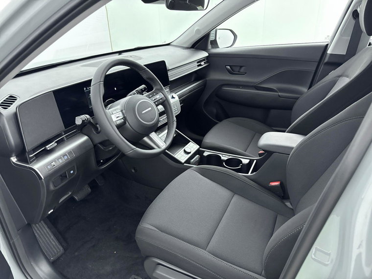 Vehicle Image 26