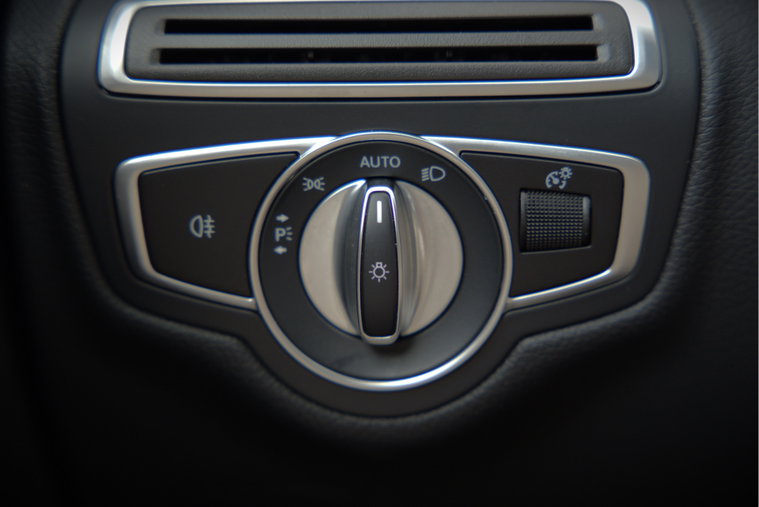 Vehicle Image 38