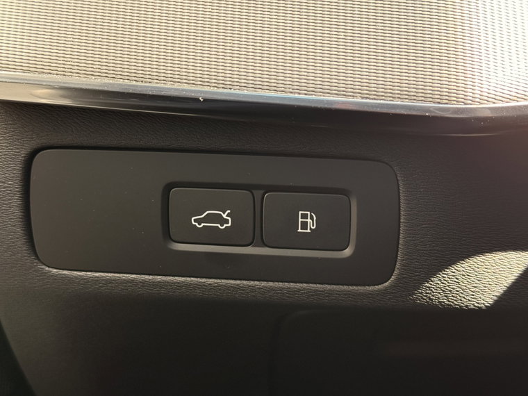Vehicle Image 45