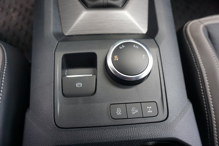 Vehicle Image 28