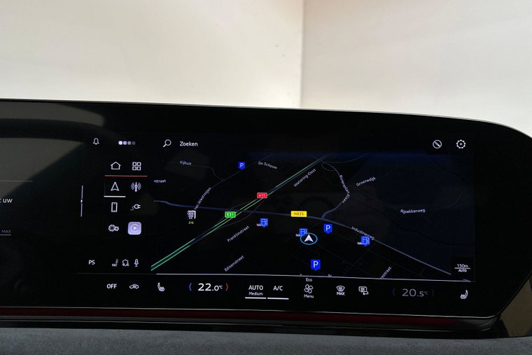 Vehicle Image 30