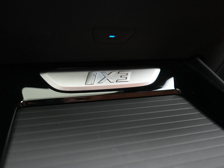 Vehicle Image 27